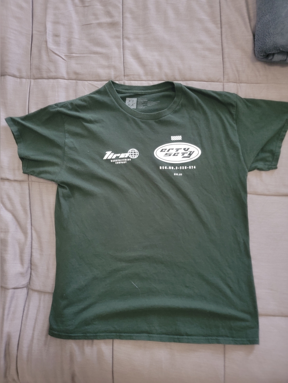 Forest Green Graphic Crewneck T-Shirt - Unbranded